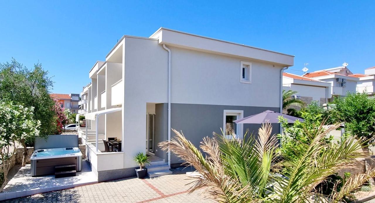Fantasy Classic Maisonette Ii Villa