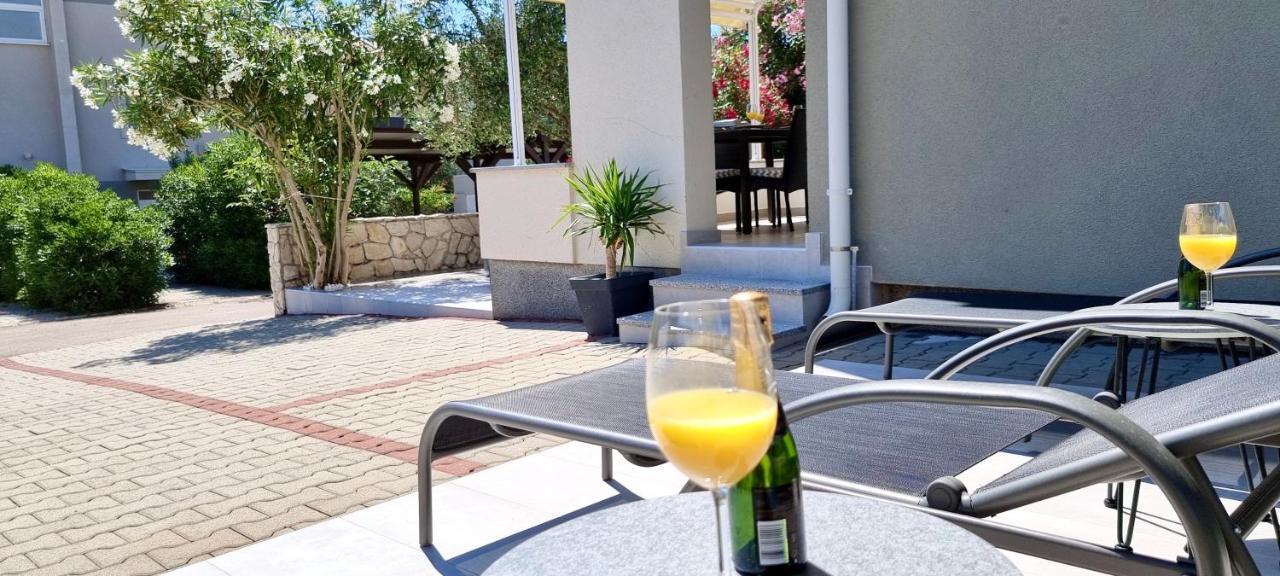 Fantasy Classic Maisonette Ii Villa Novalja